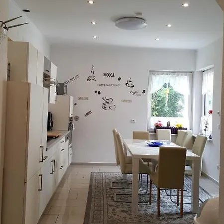 Appartement Holiday Apartment Essen *